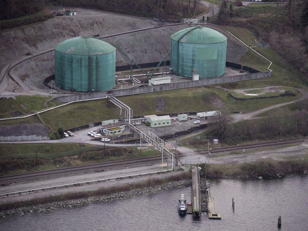 Kinder Morgan weighs full exit from Canada after Trans Mountain pipeline debacle