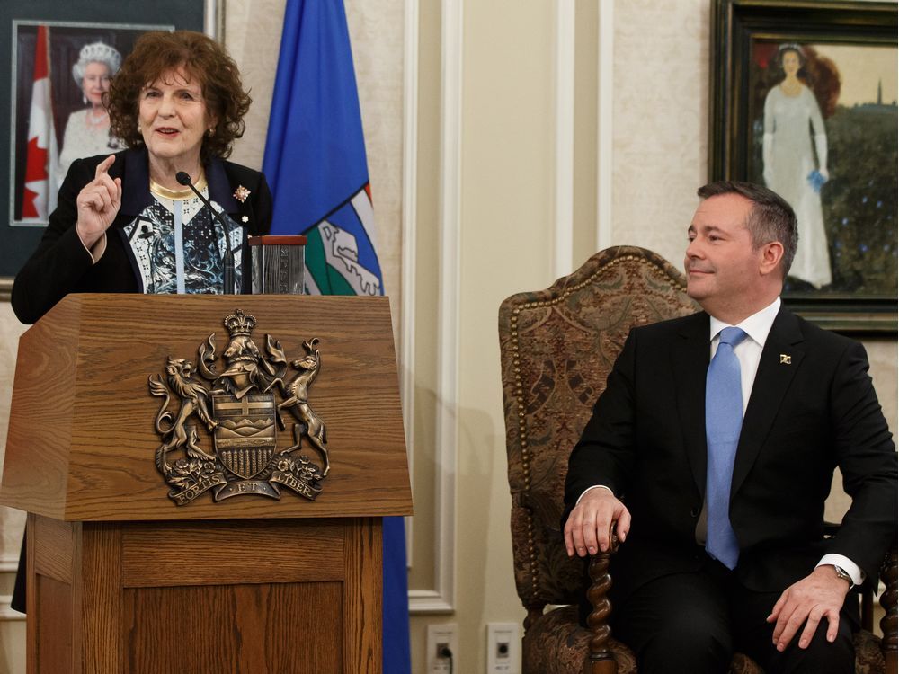 Jason Kenney Gets Down To Work After New Cabinet Appointed